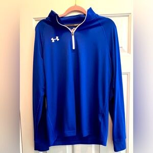 Under Armour heat gear long sleeve quarter zip in size Medium